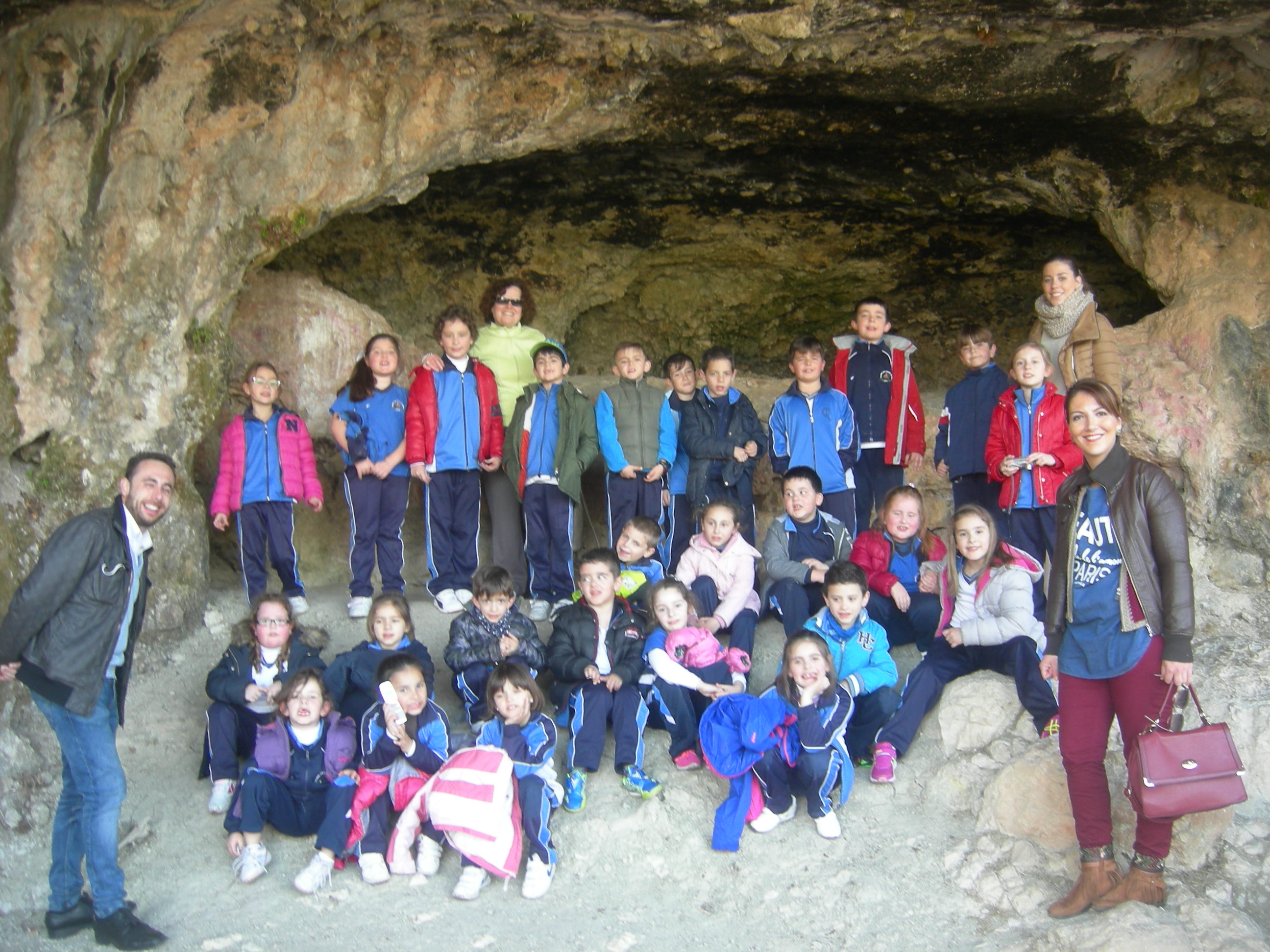 el-colegio-san-vicente-de-paul-de-jaen-visita-la-comarca-de-el-condado
