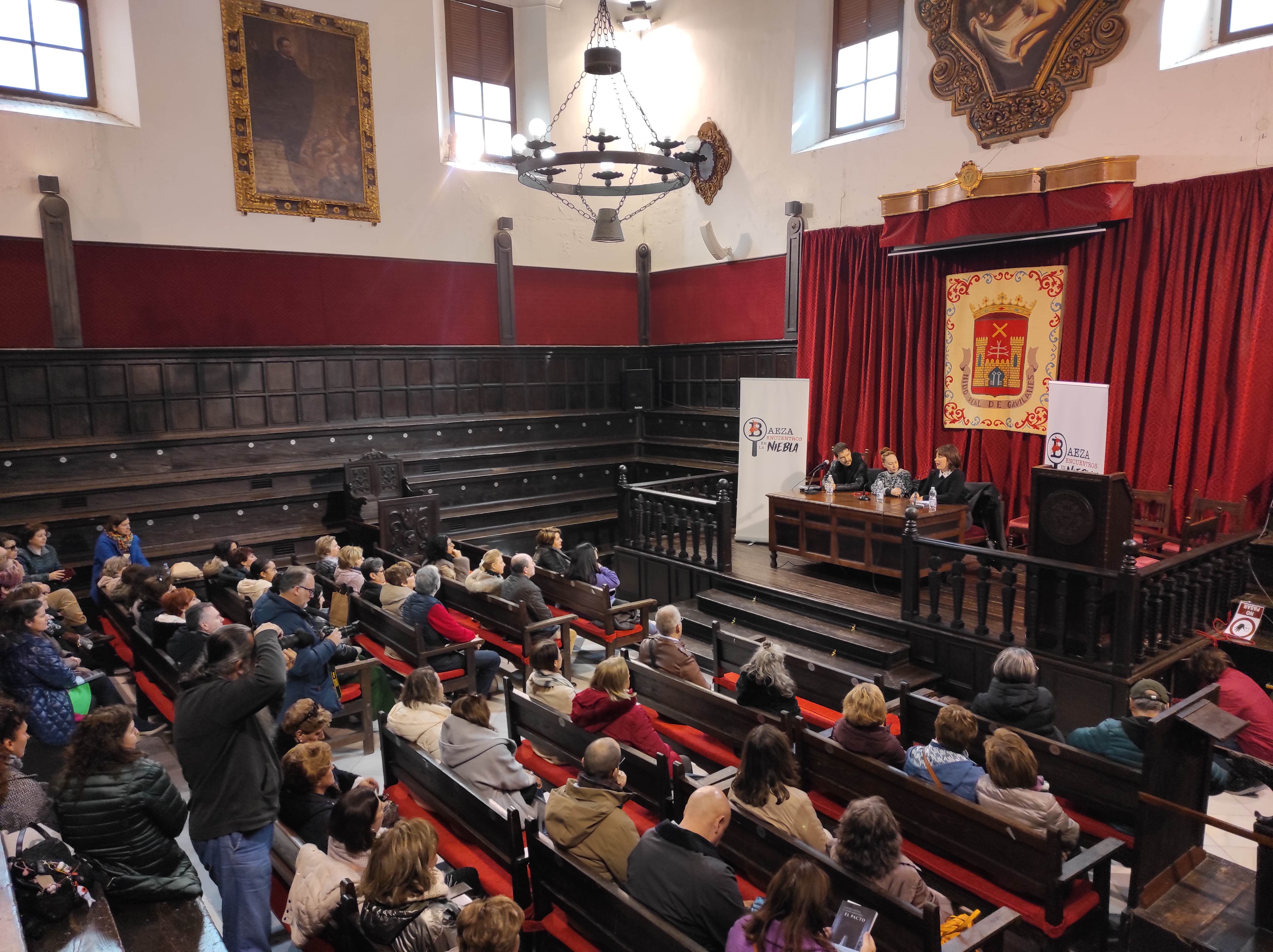 la-red-comarcal-de-clubes-de-lectura-de-el-condado-de-jaen-participa-en-baeza-encuentros-en-la-niebla